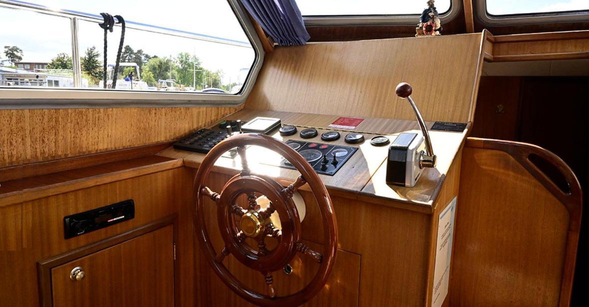 Kuhnle-tours Hafendorf Mueritz Botel